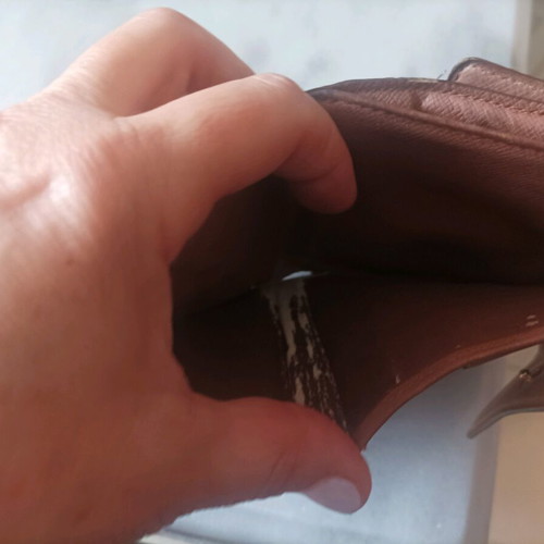 Louis Vuitton leather wallet used, brown