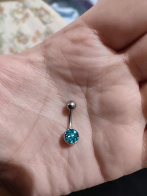 Navel piercing like new