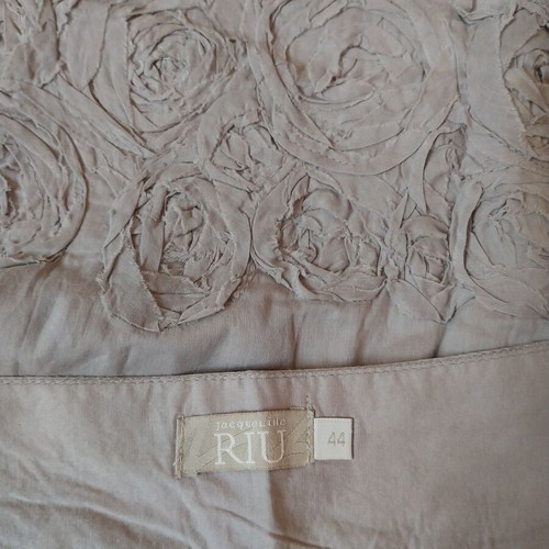 Skirt with flowers like new, size XXL