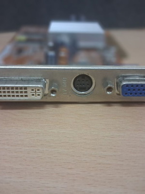 Asus ATI Radeon A9250 GE/TD 256MB AGP graphics card like new