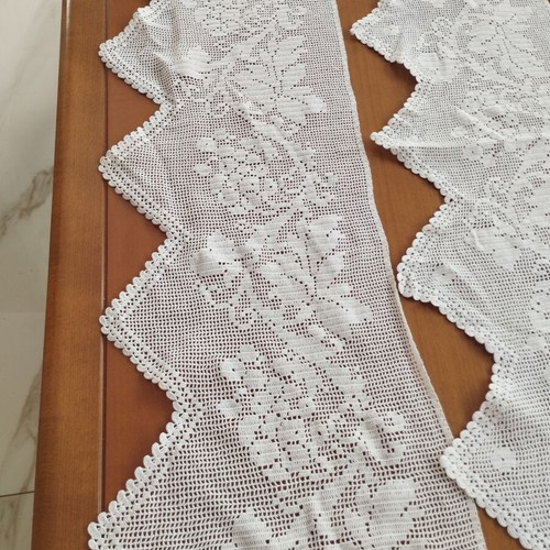 Vintage handmade wide crochet lace set of 2 with grapevine design, like new