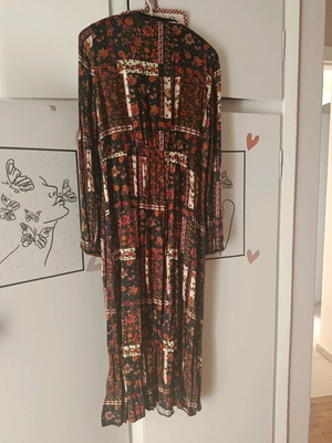Zara no Small dress like new