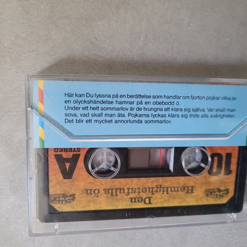 Cassette with story Den hemlighetsfulla ön used