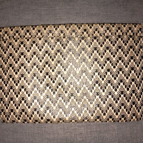 Atmosphere envelope bag used, straw type, beige-black