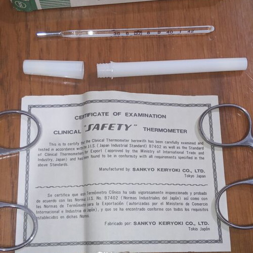 Vintage Sankyo Safety Clinical Mercury Thermometer Complete Set