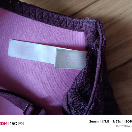Victoria's Secret bras like new, pack of 2, pink and beige