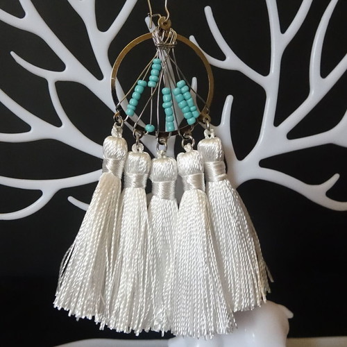 Tassel earrings new, white and turquoise