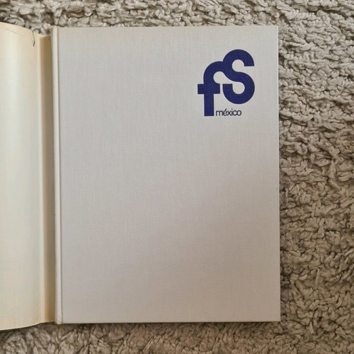 Mexico En Movimiento photo album used, 1st edition 1970