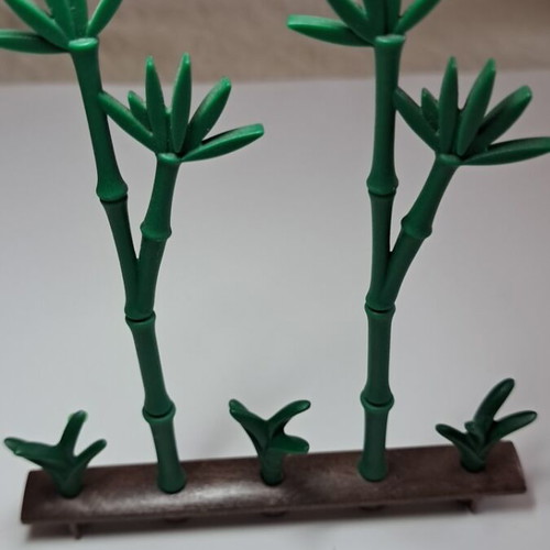 Playmobil bamboo on base