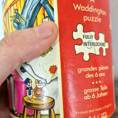 Walt Disney Puzzle 1977 used, 64 pieces, missing 2