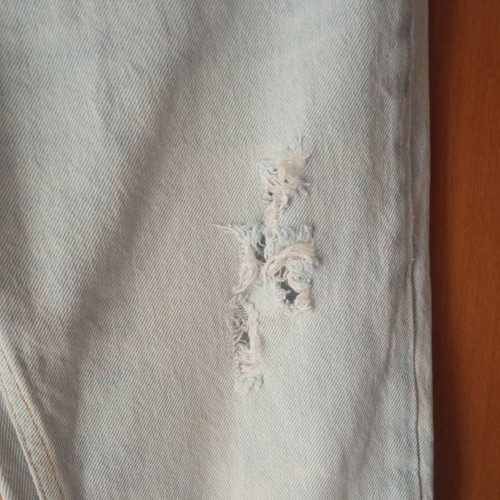 Zara mom style jeans light wash high waist like new, size EUR34