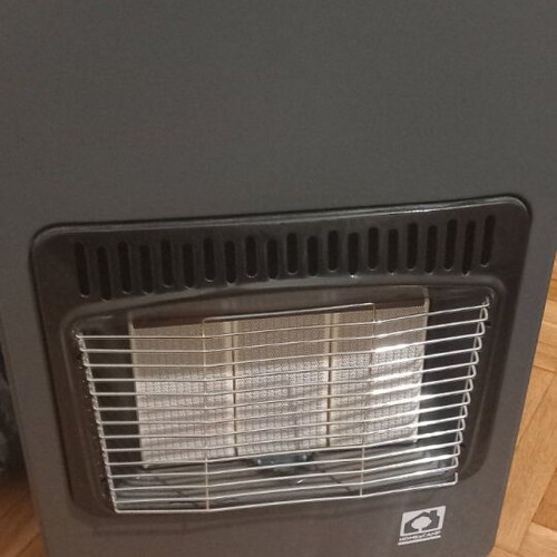 Home & Camp gas heater like new with new hose and regulator