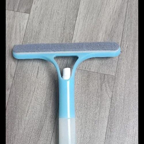 Window Cleaning Set new with squeegee and spray bottle