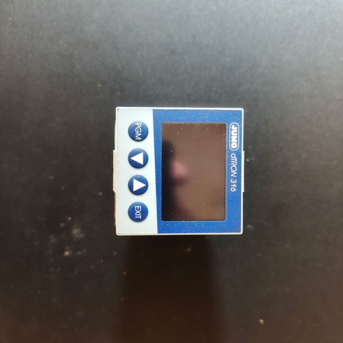JUMO dTRON 316 PID Controller for Temperature and Process Control