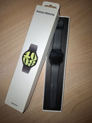Samsung Galaxy Watch6 Bluetooth Aluminium 44mm like new, graphite