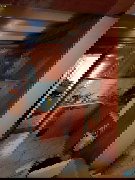 ντουλαπια κουζινα σχεδον καινουρια