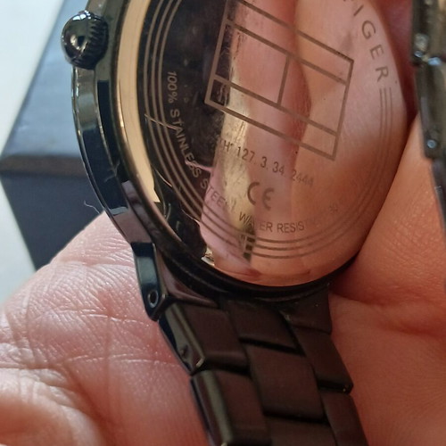 Tommy Hilfiger Avery watch like new, unisex, navy blue and black