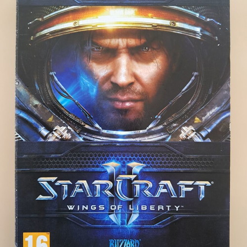 Starcraft 2 Wings of Liberty PC game used, action strategy