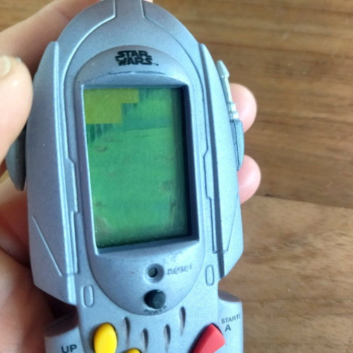 Star Wars Tiger Electronic 1999 videogame new, small keychain