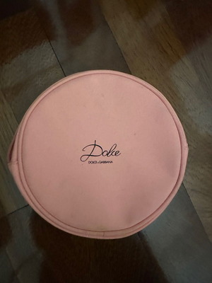 Dolce & Gabbana cosmetic bag new