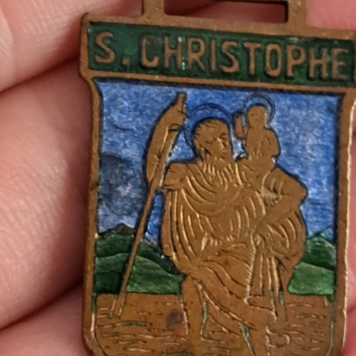 Vintage double-sided pendant used, featuring S.Therese and S. Christophe