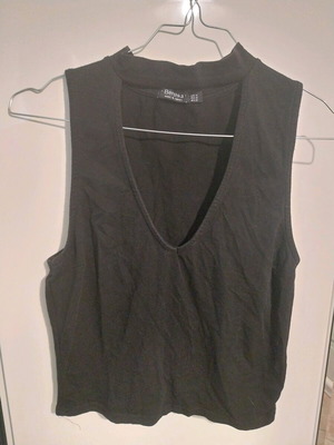 Bershka sleeveless shirt used, black, size M
