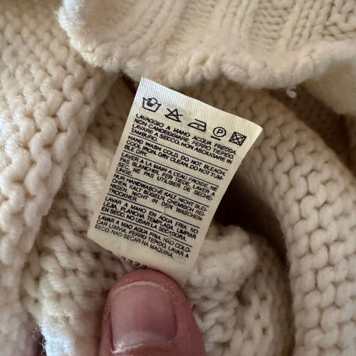 Sisley wool turtleneck sweater white-sugar like new