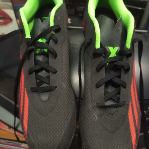 Adidas football boots size 45 1/3, unworn, black