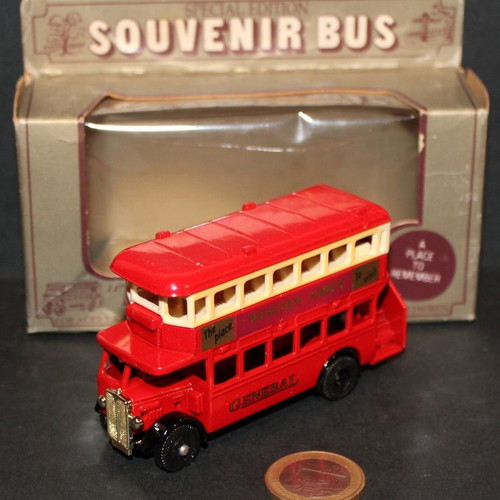 Lledo 1932 AEC Regent General Double Deck Bus scale 1:64 like new