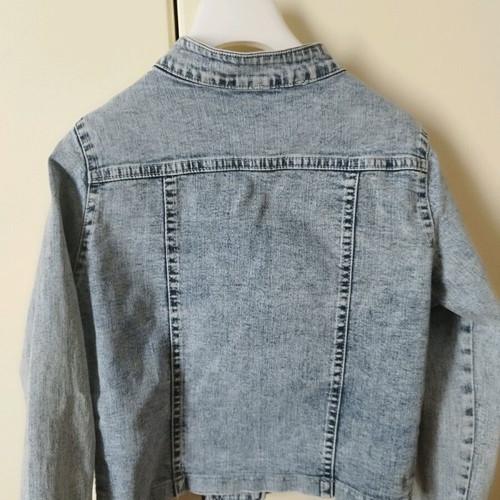 2 kids jackets like new for 7-8 years, pink and blue