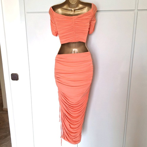 Coral top and skirt set new, size M