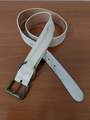 Massimo Dutti leather women's belt used, white, size 80