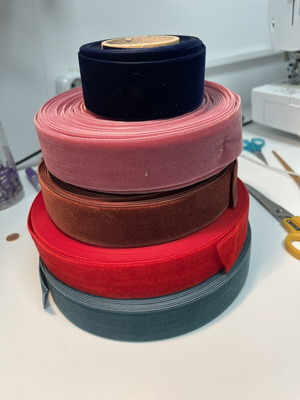 Velvet trim in 5 colors for handmade crafts