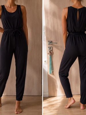 Pink Woman jumpsuit black, like new, with belt