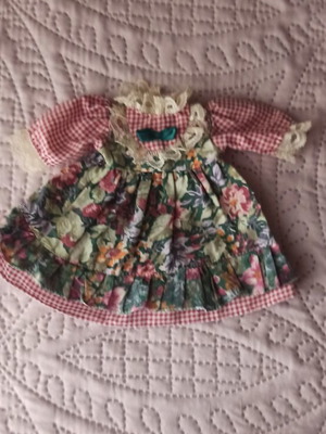 Floral dress with lace for porcelain doll like new