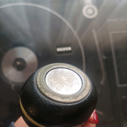 Gear shift knob used with Start/Stop switch, black