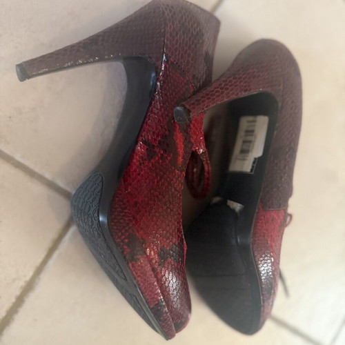 Nine West leopard red Mary Jane style pumps used, size 38