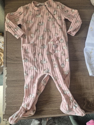 Baby rompers 6-9 months like new, winter set of 3