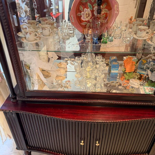 Neoclassical living room unit like new