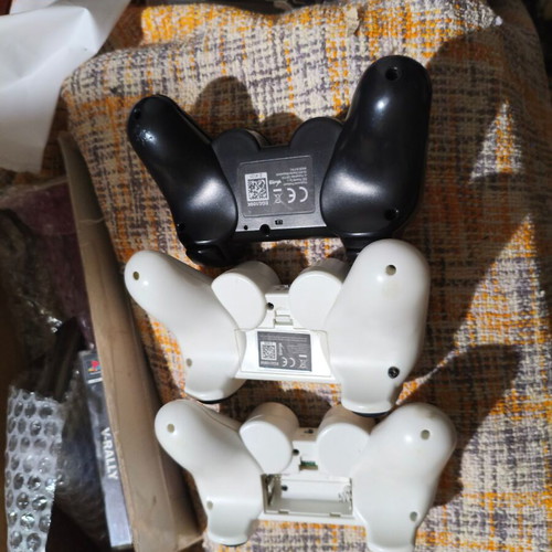 PlayStation 3 controllers used, non-genuine, pack of 3