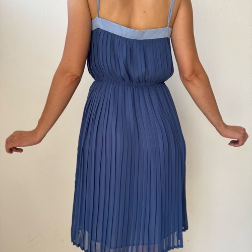 Pleated dress blue like new with elastic waist and straps