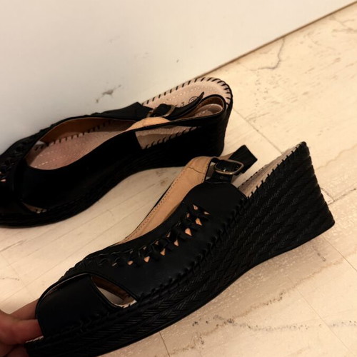 Platform sandals new, size 38, black