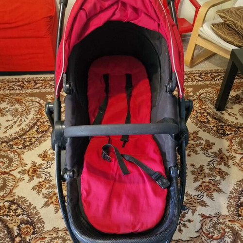 Graco stroller three-in-one used with carrycot and bassinet