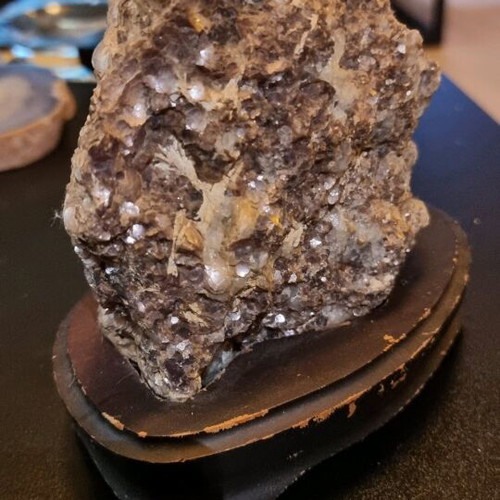 Mineral like new, 1.183 kg, with quartz and pyrite