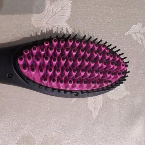 Electric hair straightening and styling brush, like new