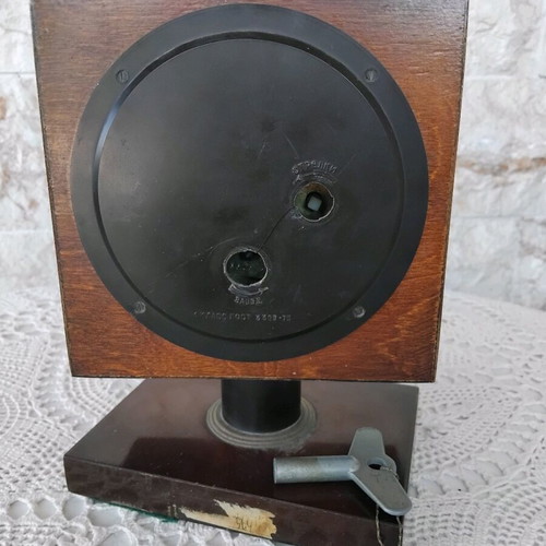 Vesna Vintage mechanical table clock used