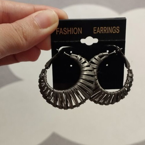 Hypoallergenic hoop earrings with metal mesh, gunmetal