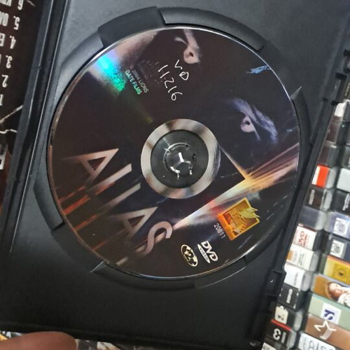 Alias DVD social drama, like new, subtitled