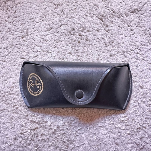 Ray Ban vintage sunglasses like new, black