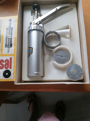 Cookie machine used with many attachments and instructions